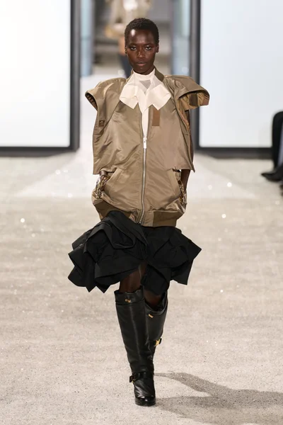Look 26